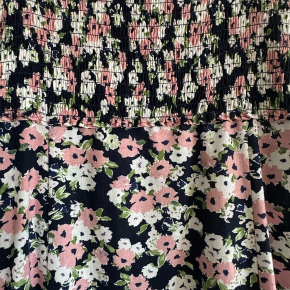 Zara Floral Dress - Picture 3 of 4